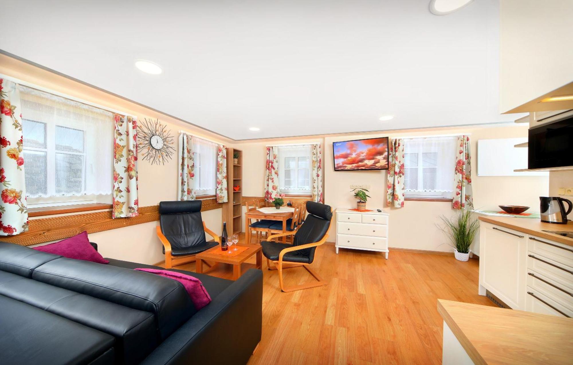 Apartmany Mlyn Рокитніце-над-Їзероу Екстер'єр фото
